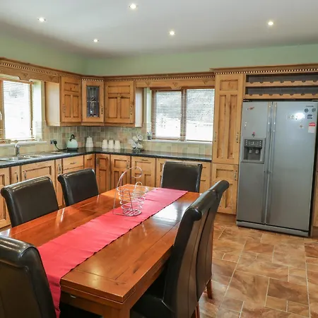 Swan Dom wakacyjny Boyle